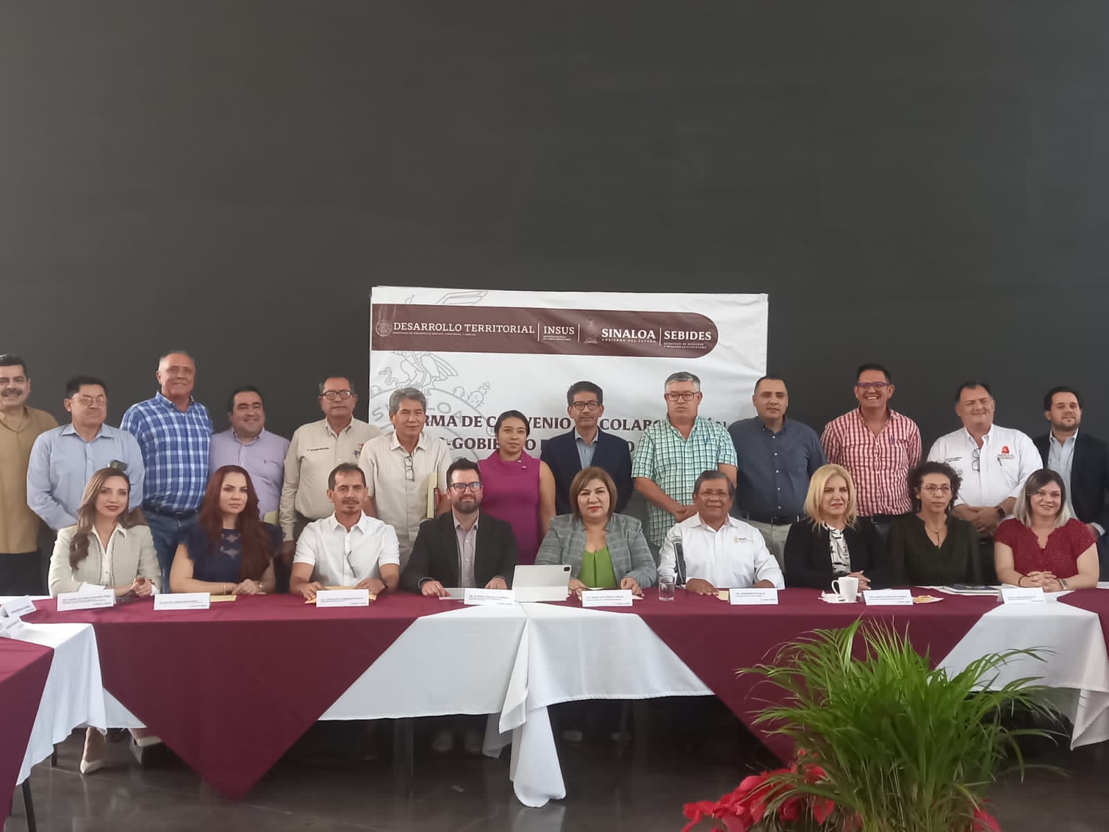 Gobierno Municipal trabaja en la regularización de predios en Urías, San Antonio y La Sirena