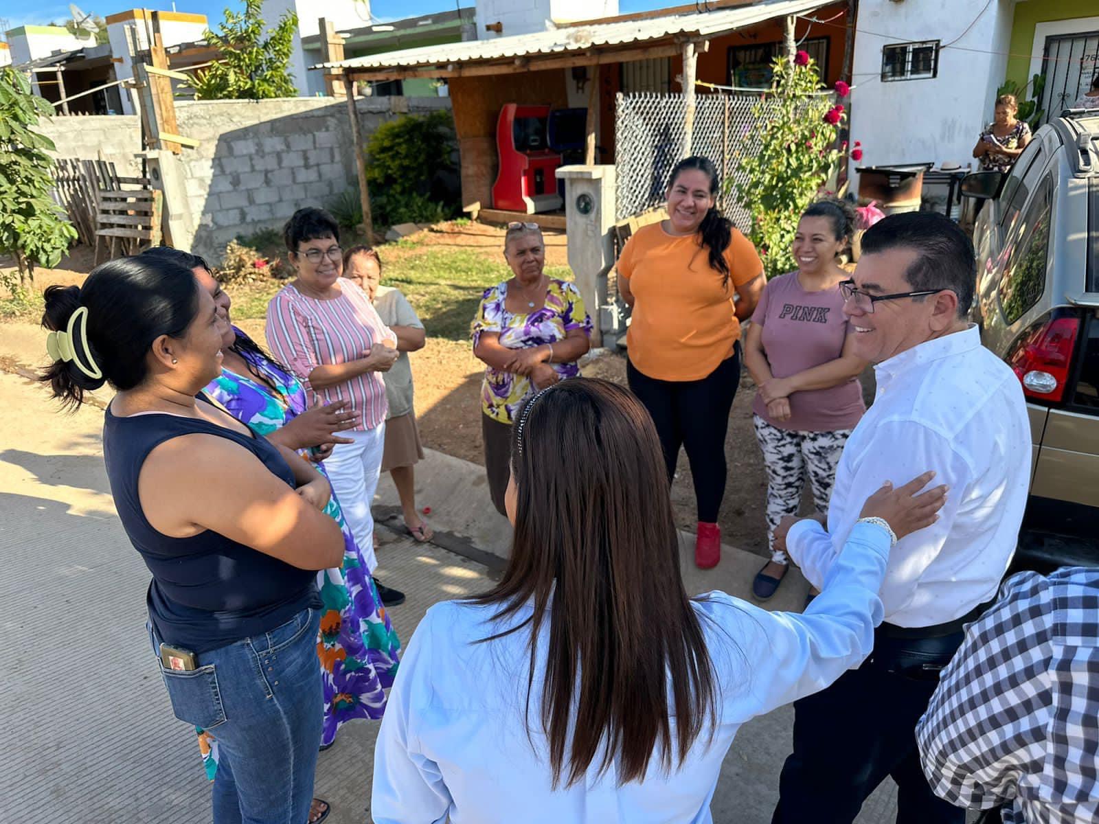 Familias de Cvive mejorarán calidad de vida; Edgar González brinda apoyo a las familias