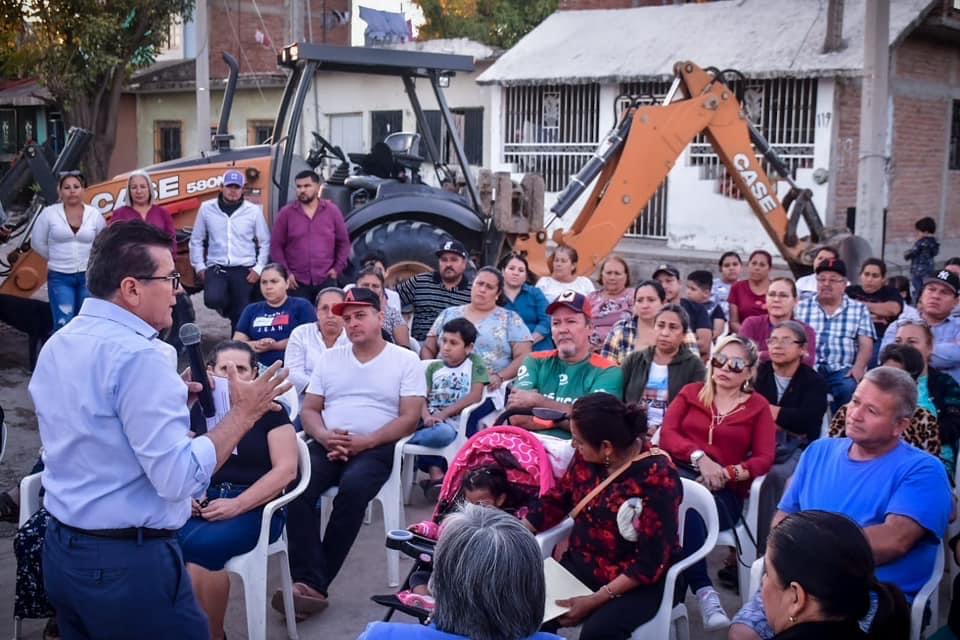 “Estoy muy contento de poder avanzar en obra pública y hacer cosas que a la gente le hacen falta”; Edgar González